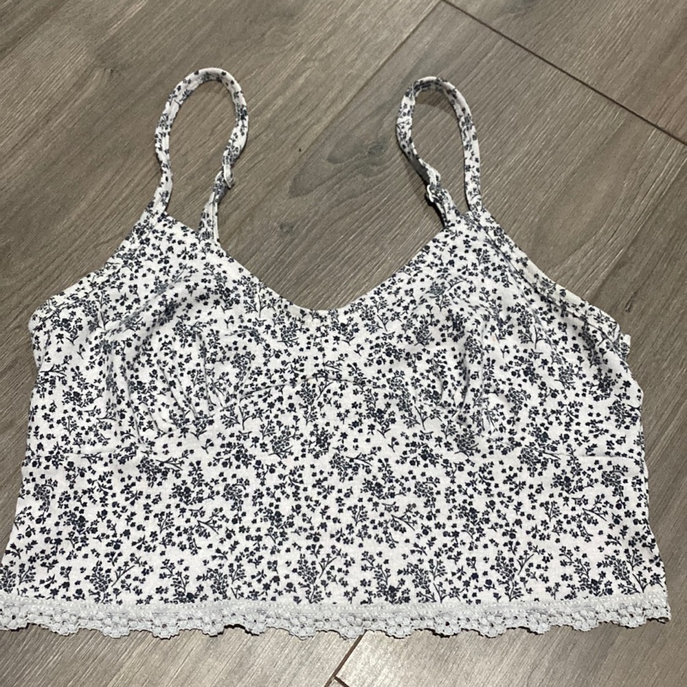 American Eagle. cropped tank top